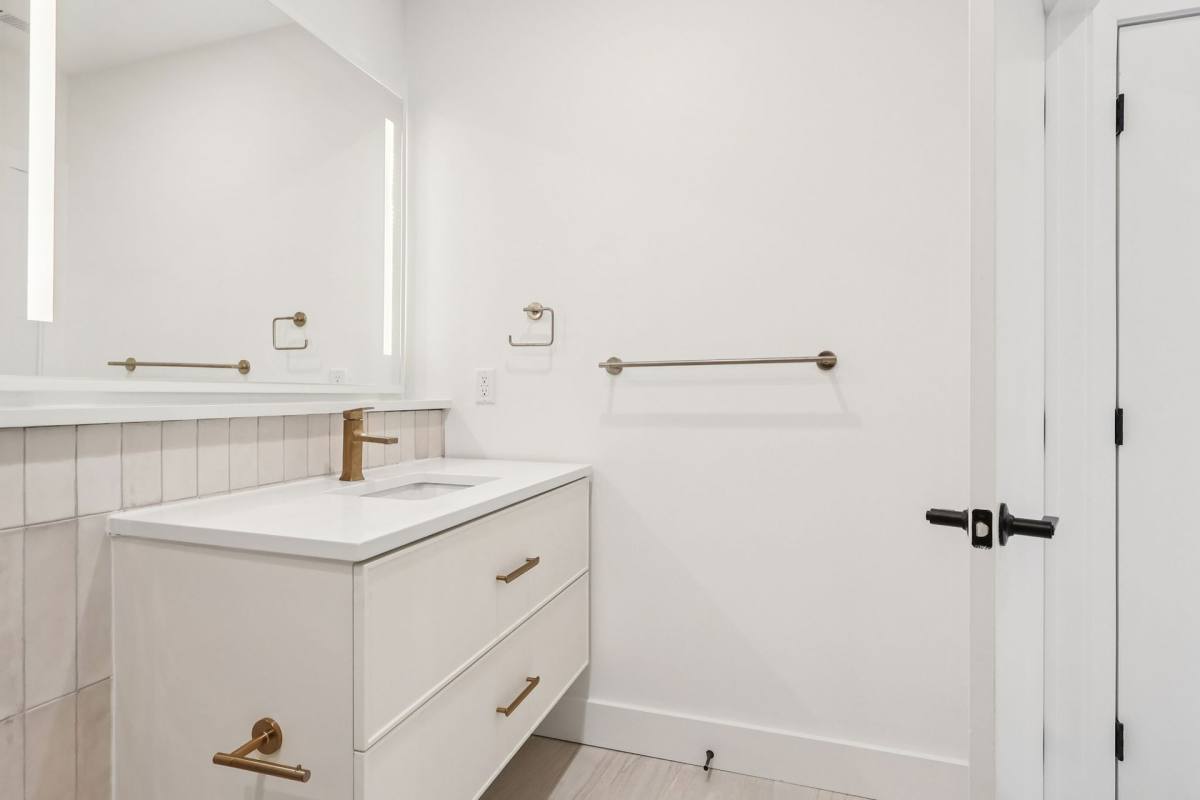Apartment for rent at 20-30 W Allens Lane, Philadelphia, PA 19119