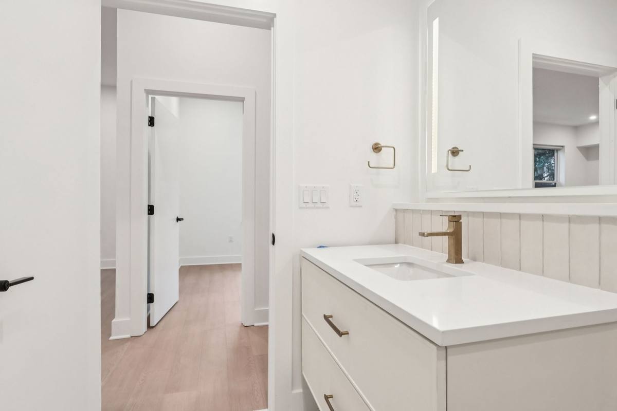 Apartment for rent at 20-30 W Allens Lane, Philadelphia, PA 19119