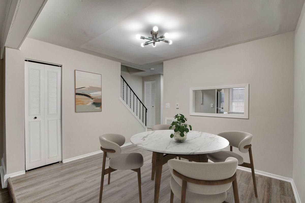 Apartment for rent at 2000 W 79th St, Indianapolis, IN 46260