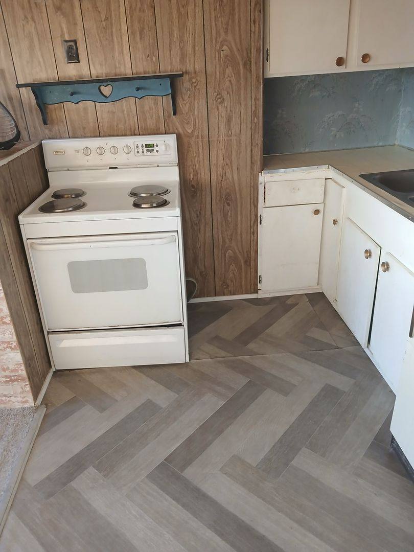 Apartment for rent at 237 W Arco Ave, Arco, ID 83213