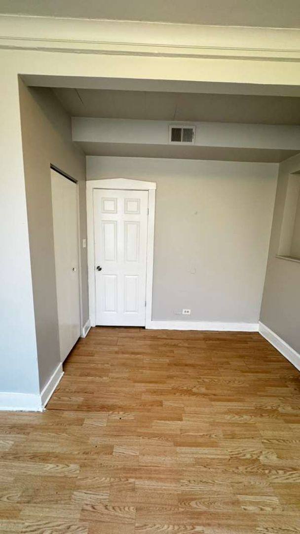 Apartment for rent at 5607 S Green St, Chicago, IL 60621