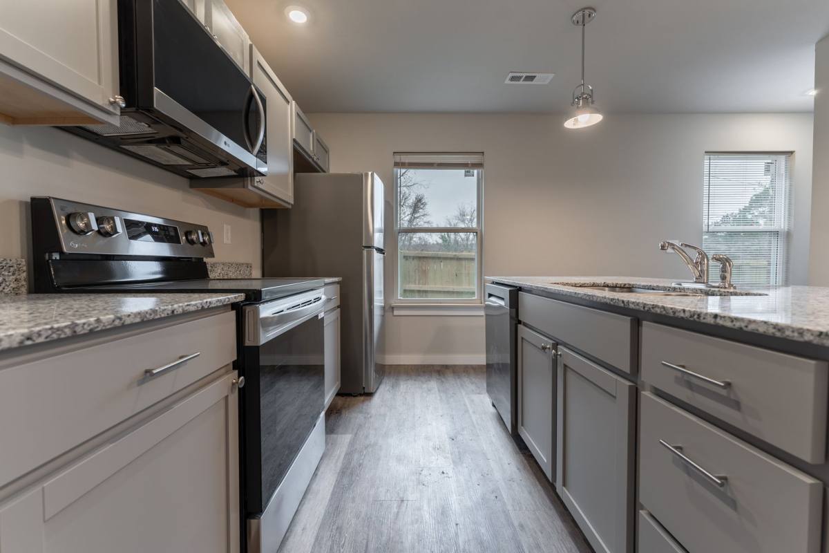 Townhouse for rent at 1346 N Porter Rd, Fayetteville, AR 72703