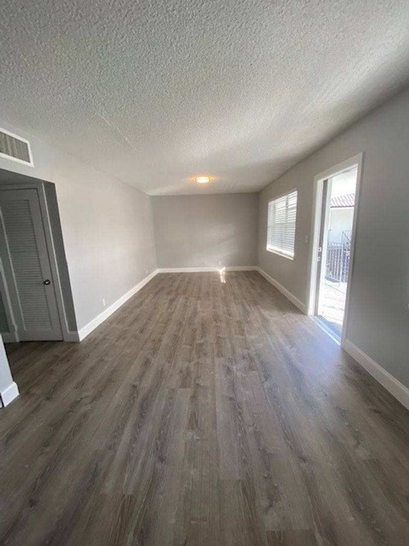 Apartment for rent at 2500 Johnson St, Hollywood, FL 33020