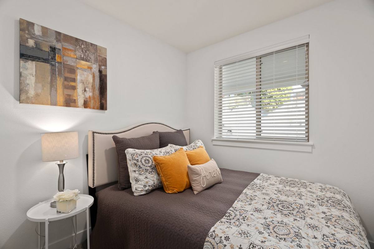 Apartment for rent at 3200 E Union St, Seattle, WA 98122