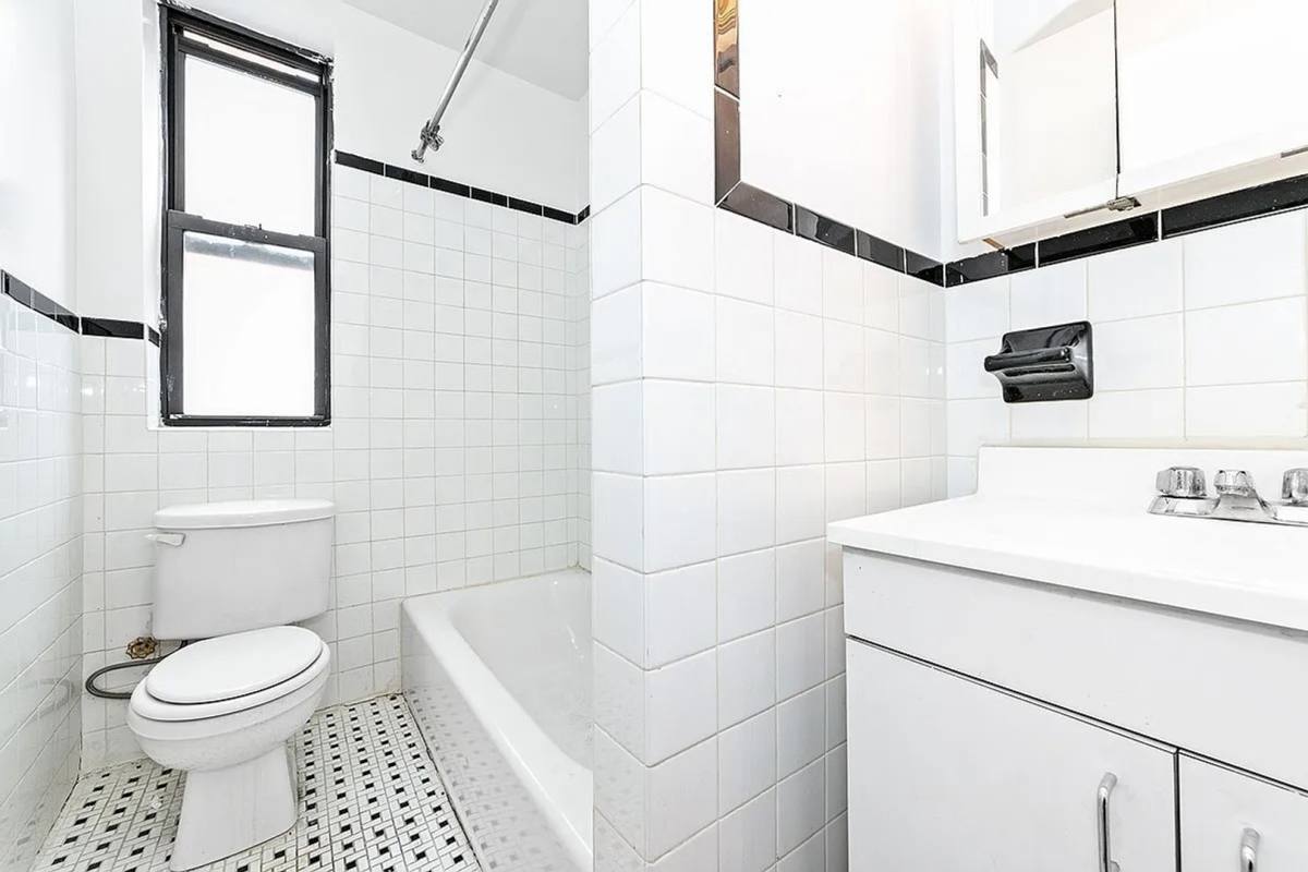 Apartment for rent at 624 W 176th St, New York, NY 10033