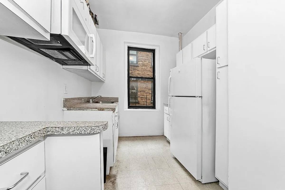 Apartment for rent at 624 W 176th St, New York, NY 10033