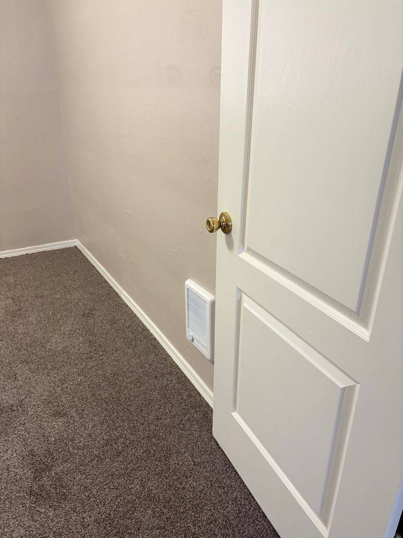Apartment for rent at 755 Davidson St SE, Albany, OR 97322