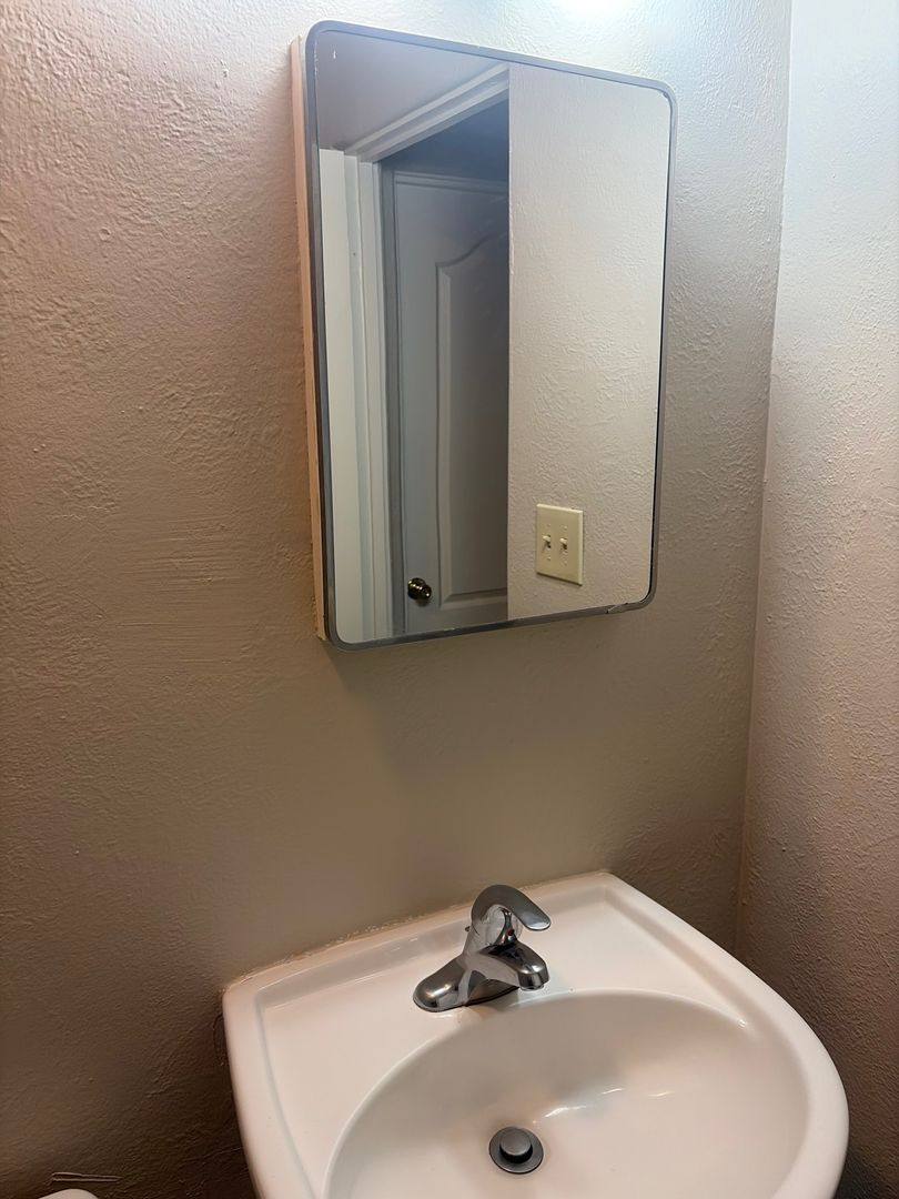 Apartment for rent at 755 Davidson St SE, Albany, OR 97322