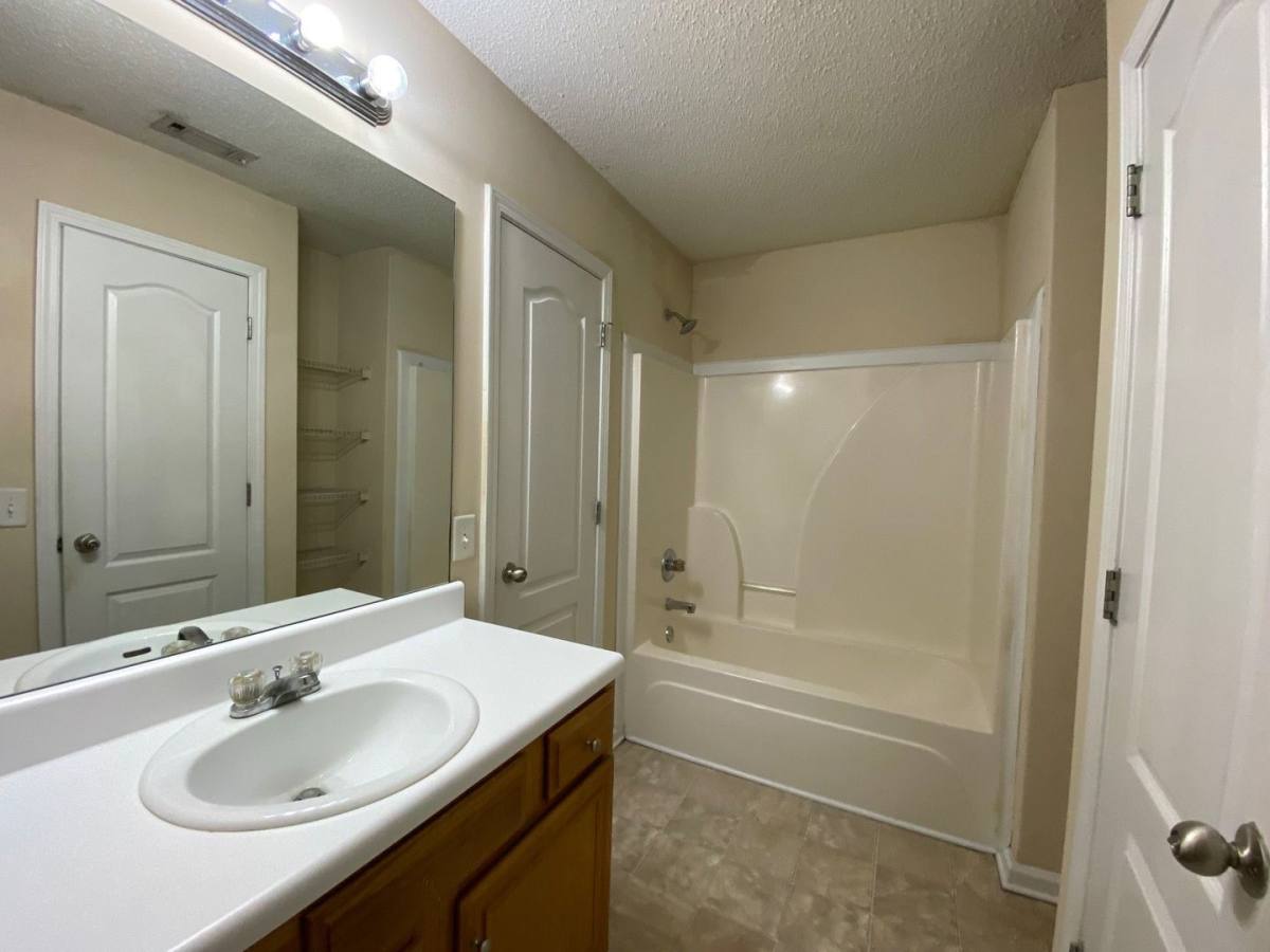 Townhouse for rent at 106 Bridgewater Circle, Athens, GA 30601