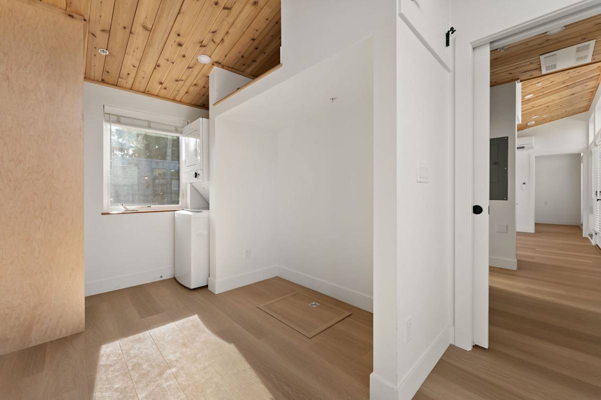 House for rent at 11446 NE Morris St, Portland, OR 97220
