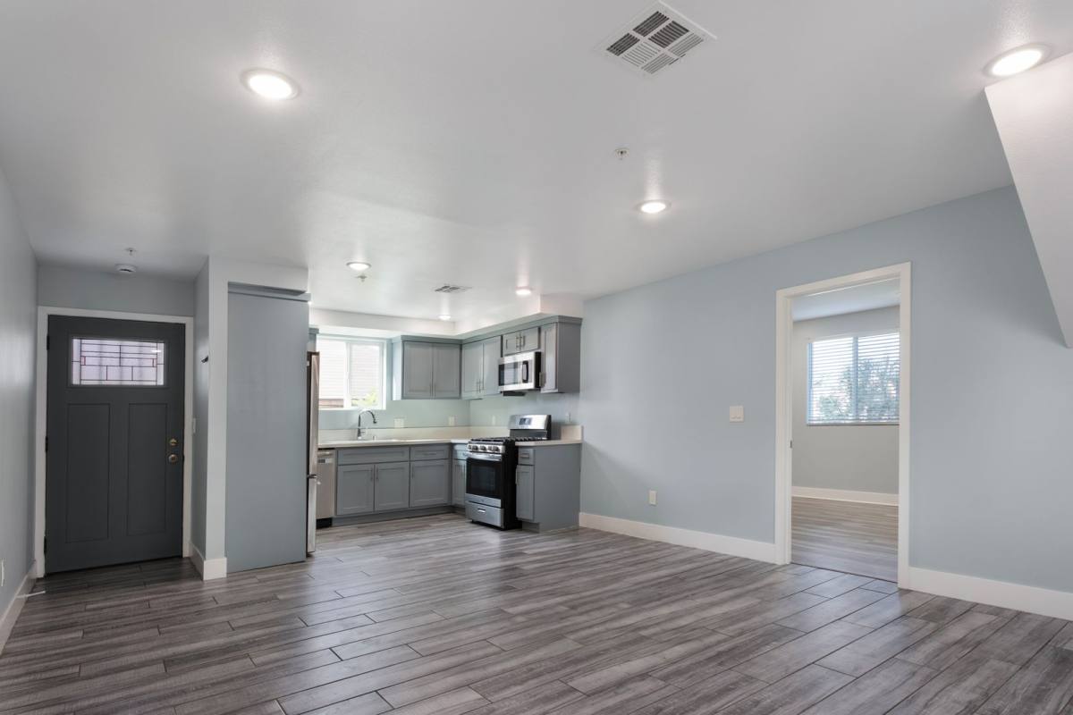 Apartment for rent at 958 S Breed St, Los Angeles, CA 90023
