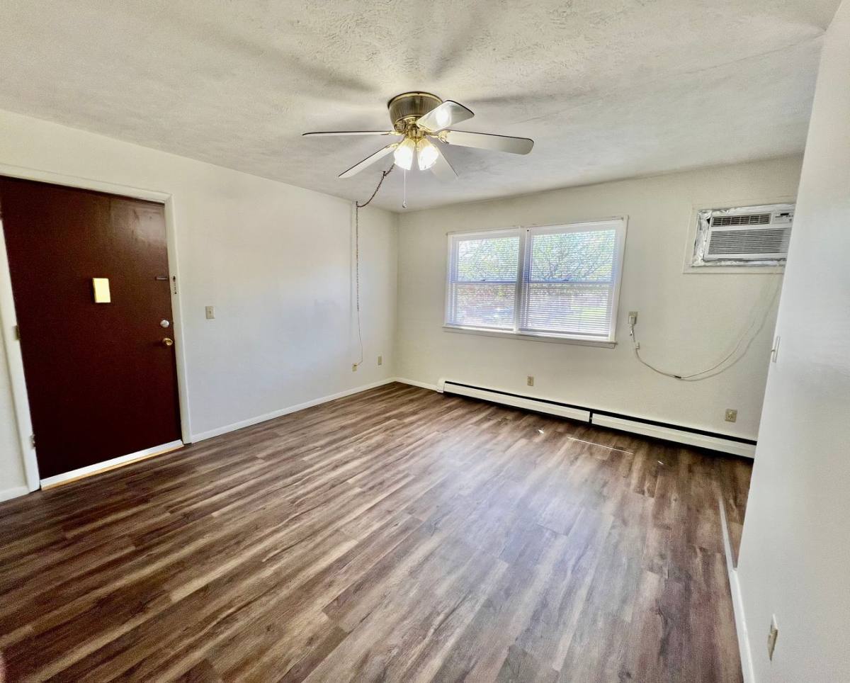 Apartment for rent at 102 College Park, Normal, IL 61761