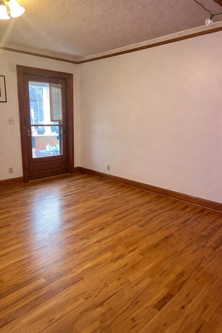 Apartment for rent at 203 E Davis, Ann Arbor, MI 48104