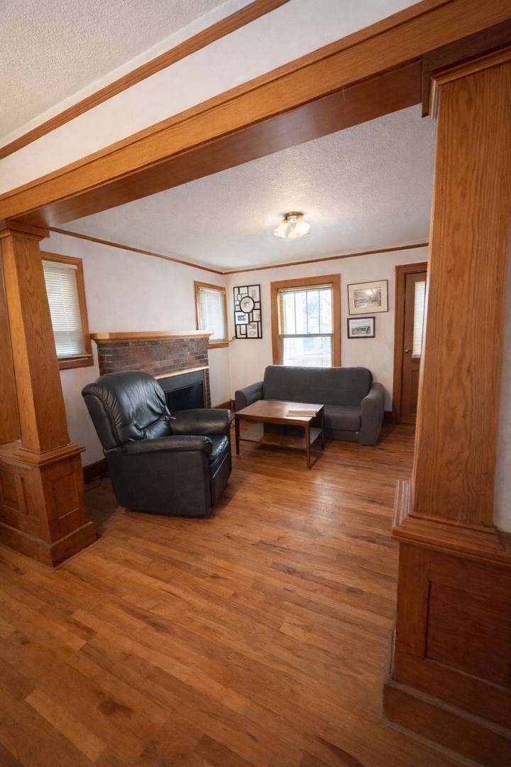 Apartment for rent at 203 E Davis, Ann Arbor, MI 48104