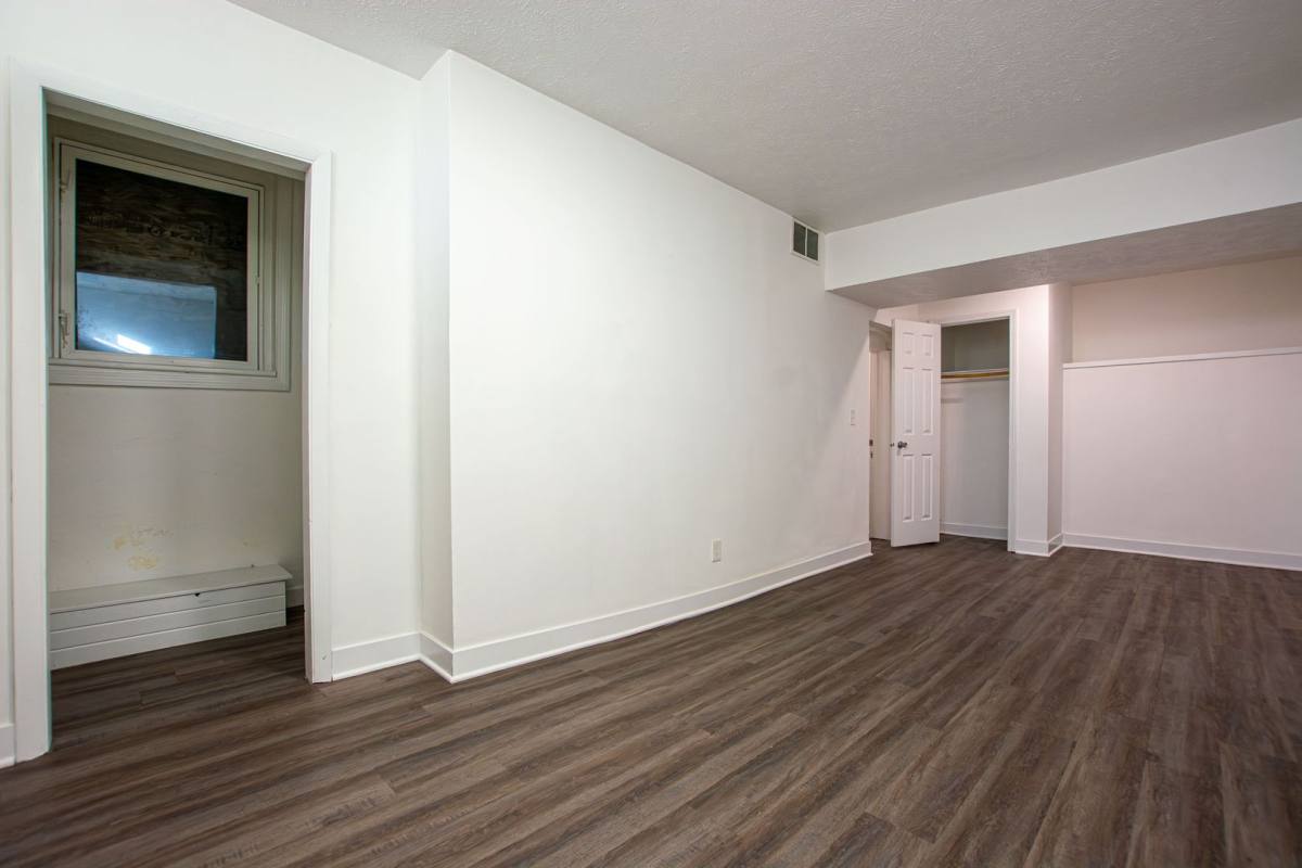 Apartment for rent at 2415 E St, Omaha, NE 68107