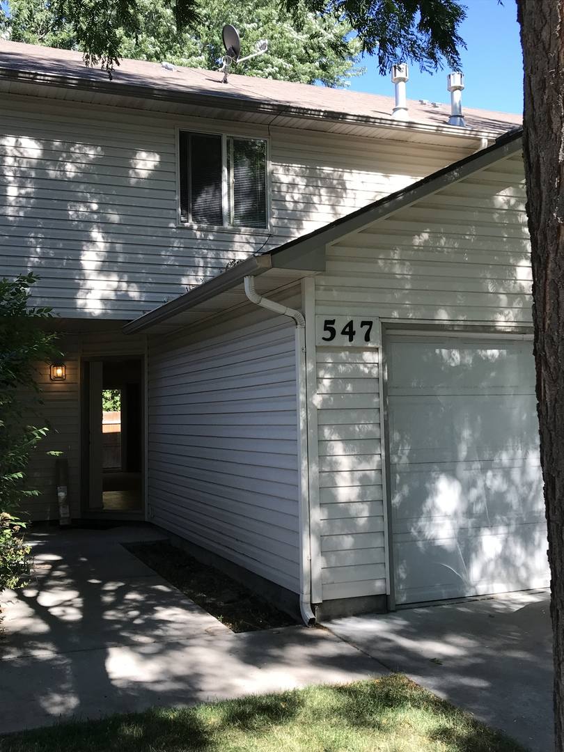 Townhouse for rent at 547 W Idaho Ave, Meridian, ID 83642