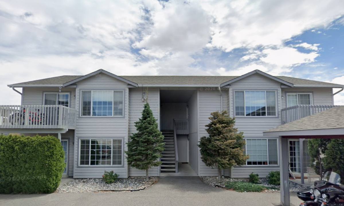 Apartment for rent at 364 9th St NE, East Wenatchee, WA 98802