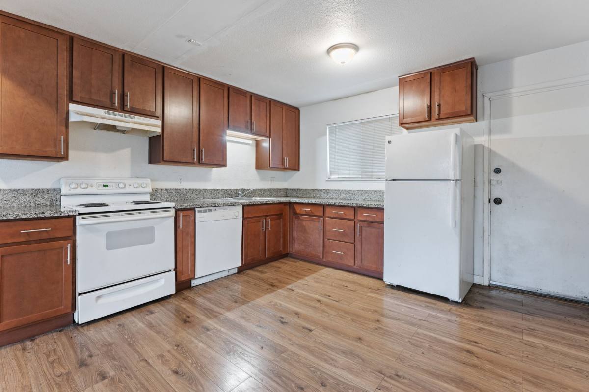 Apartment for rent at 17924 SE Division St, Portland, OR 97236