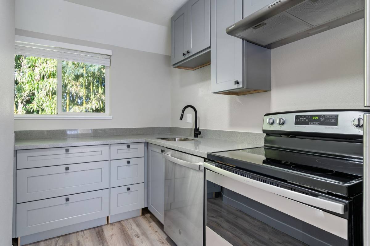 Apartment for rent at 17924 SE Division St, Portland, OR 97236