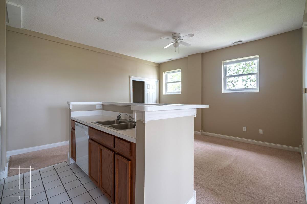 Apartment for rent at 225 E 5th Ave, Columbus, OH 43201
