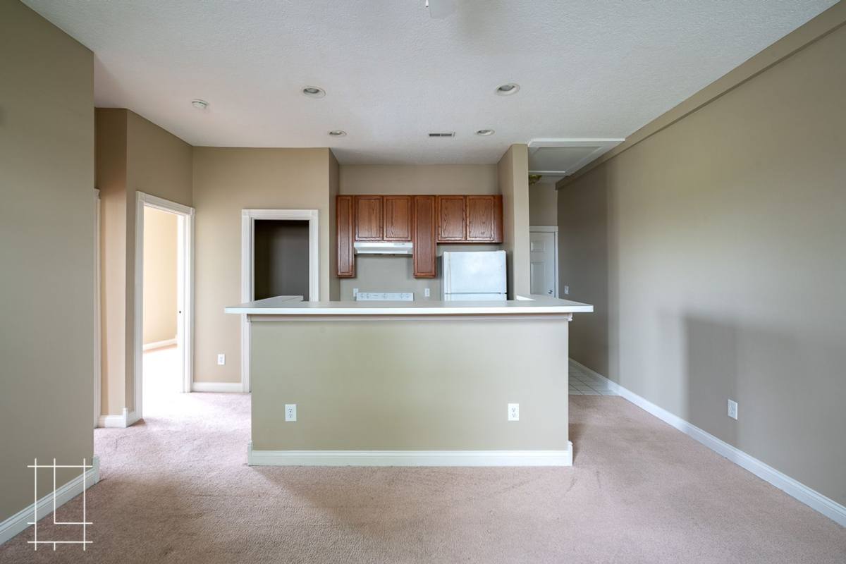 Apartment for rent at 225 E 5th Ave, Columbus, OH 43201