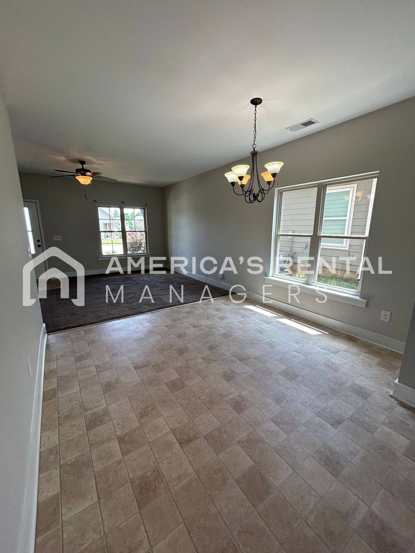 House for rent at 229 Union Station Dr, Calera, AL 35040