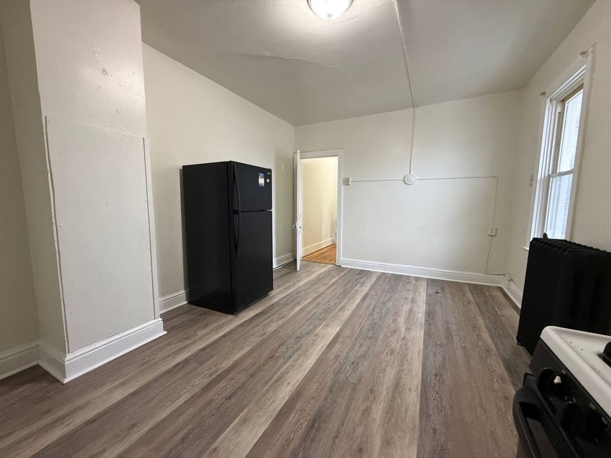 Apartment for rent at 274 Jefferson St, York, PA 17401