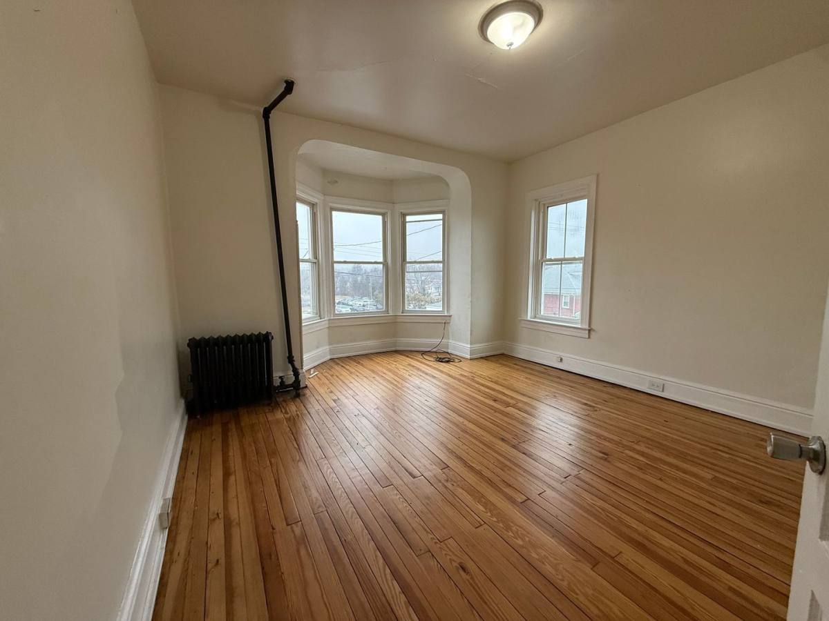 Apartment for rent at 274 Jefferson St, York, PA 17401