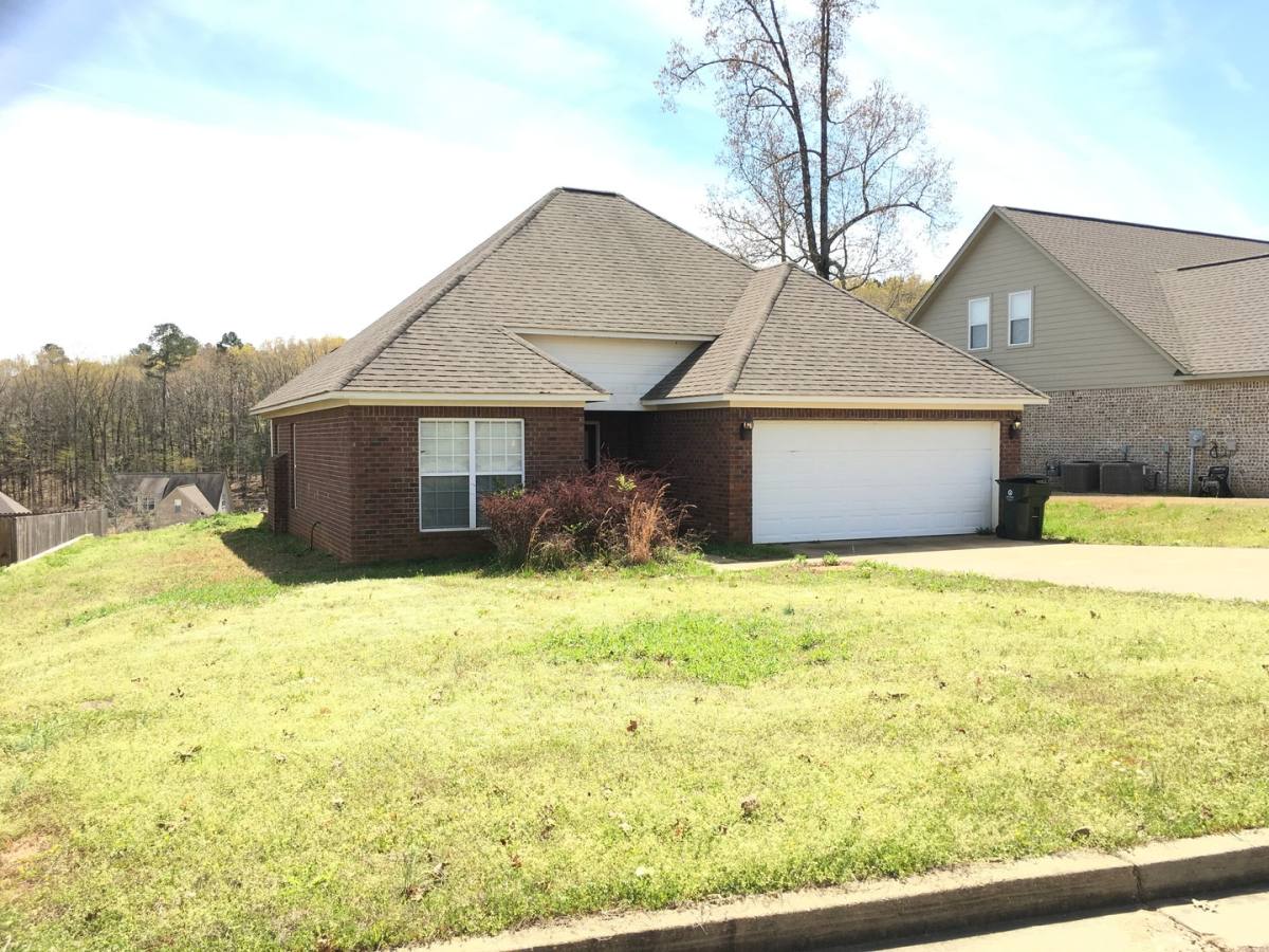 House for rent at 233 Forest Glen, Oxford, MS 38655