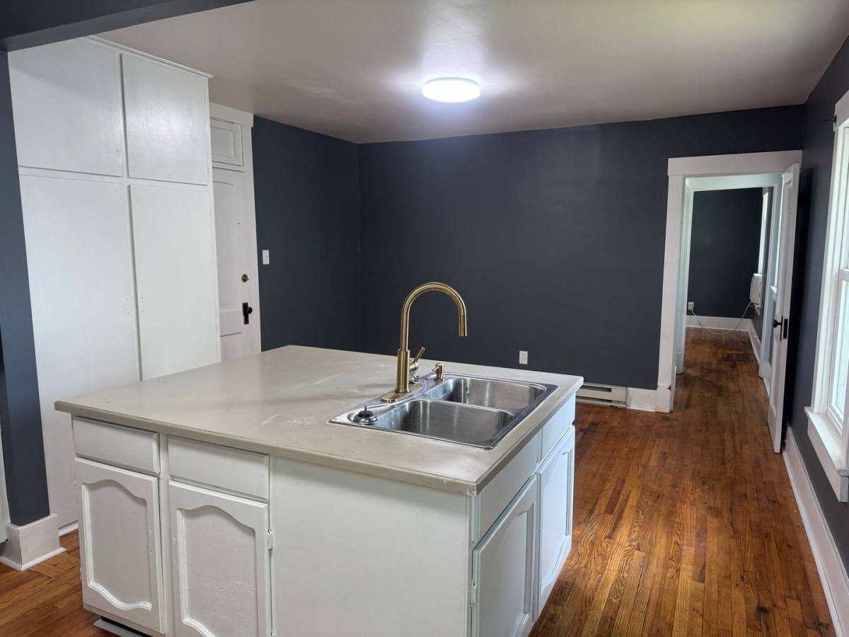 Apartment for rent at 316 N Filmore St, Maryville, MO 64468