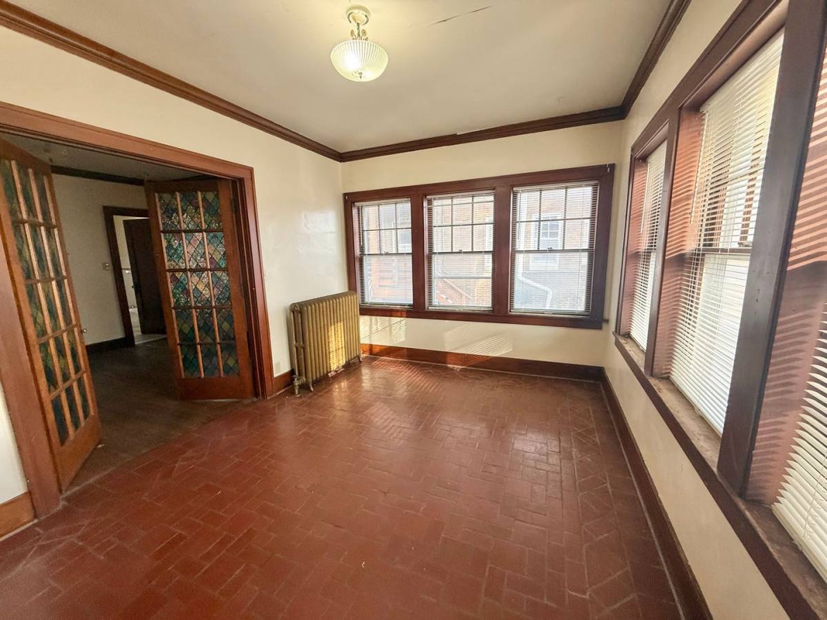House for rent at 1424 F St, Lincoln, NE 68508