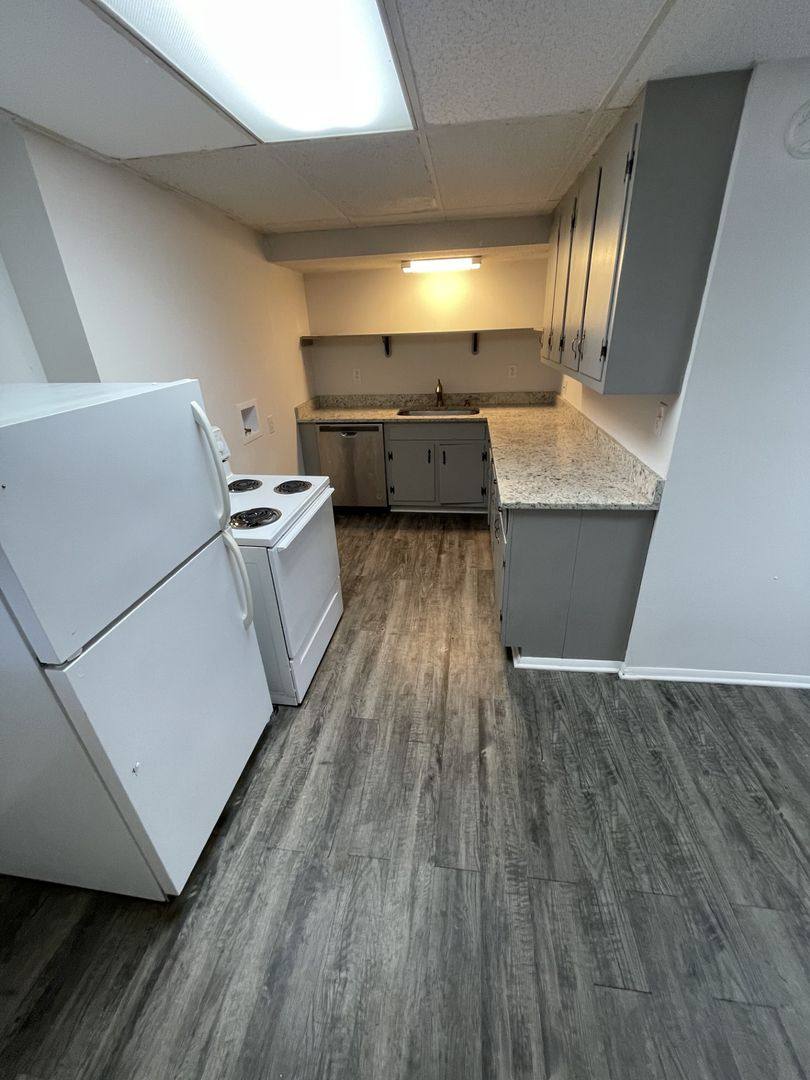 Apartment for rent at 901 - B Marilyn Dr, Raleigh, NC 27607