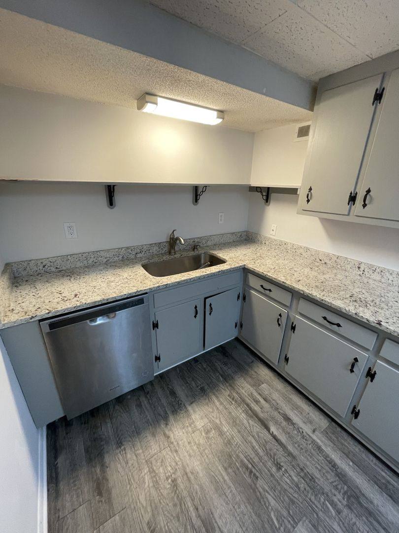 Apartment for rent at 901 - B Marilyn Dr, Raleigh, NC 27607