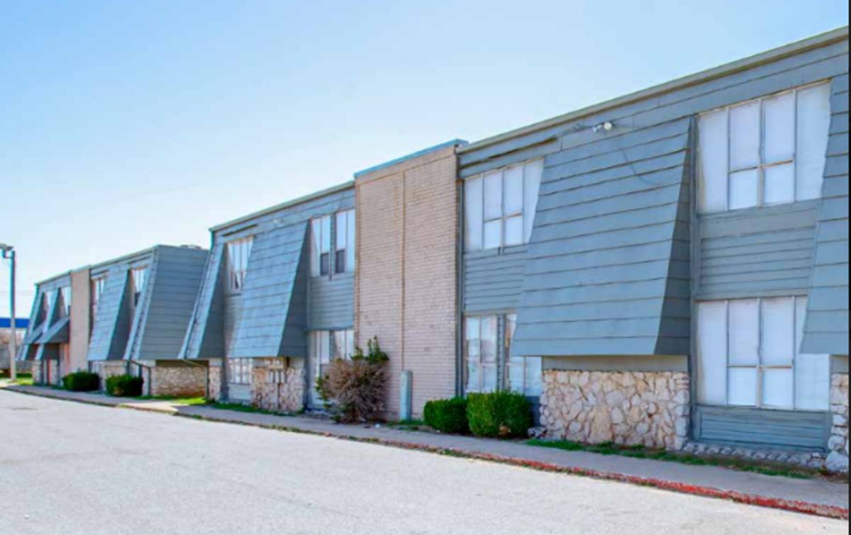 Apartment for rent at 55 Ranchwood Blvd, Yukon, OK 73099