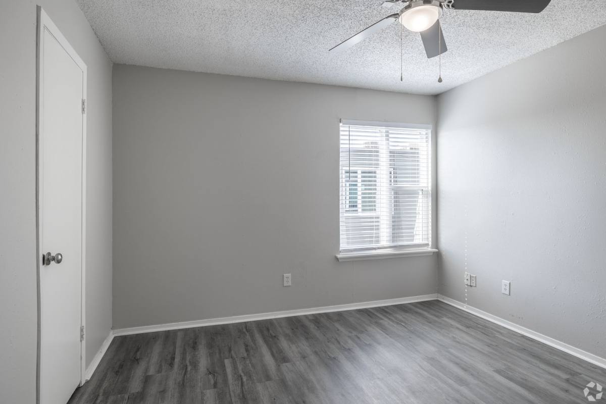 Apartment for rent at 55 Ranchwood Blvd, Yukon, OK 73099