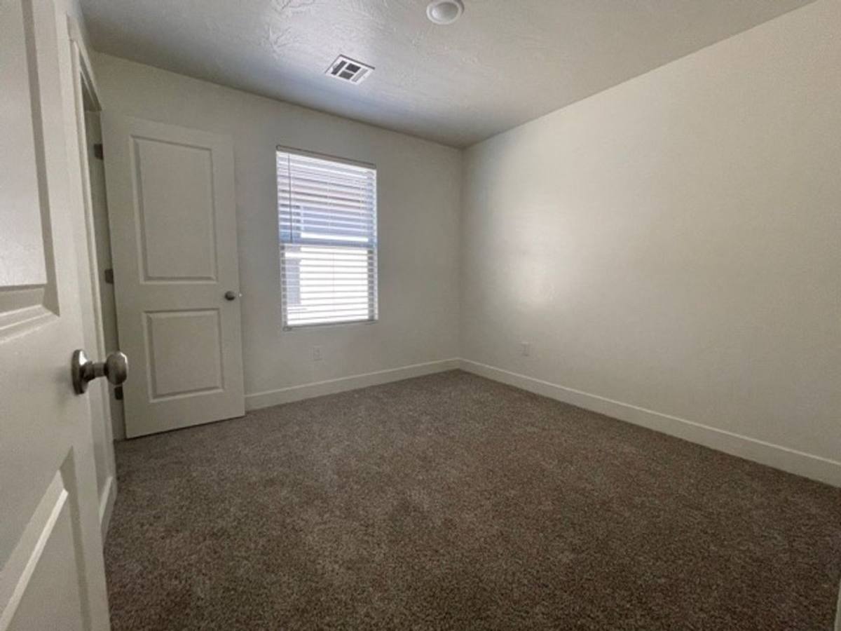 House for rent at 5888 S Fairlane Way, Saint George, UT 84790