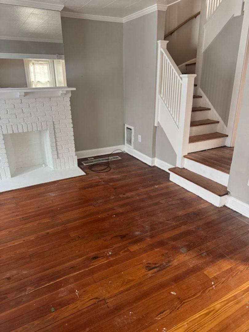 Townhouse for rent at 814 Vankirk St, Clairton, PA 15025