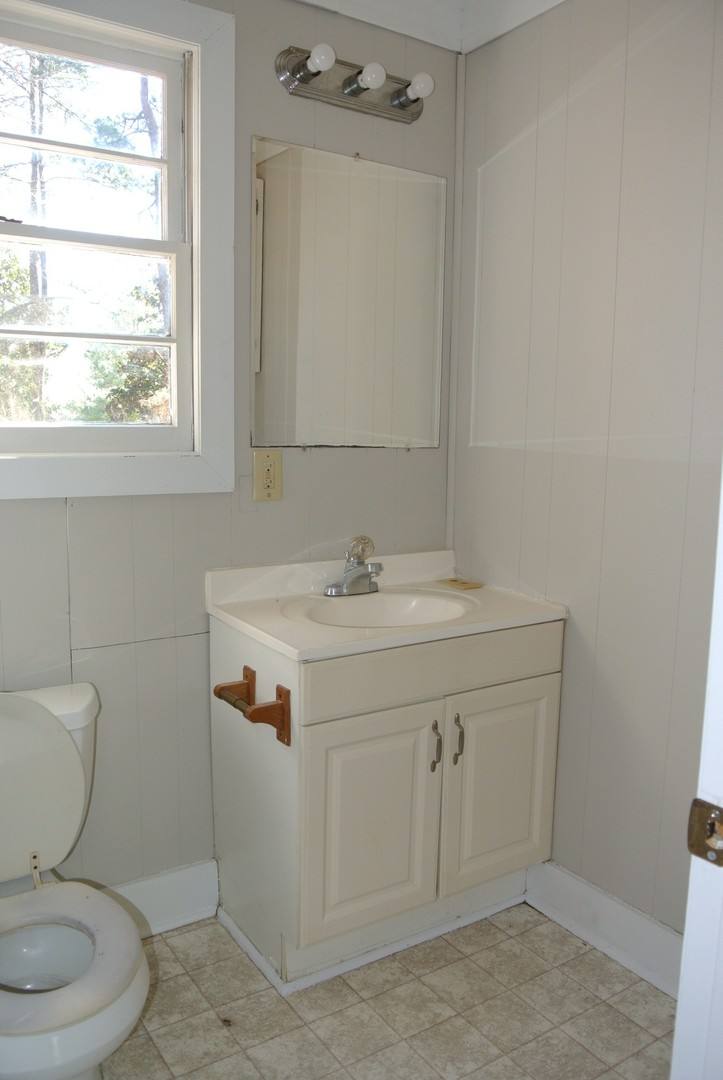 House for rent at 1187 First St Extension, Nashville, NC 27856