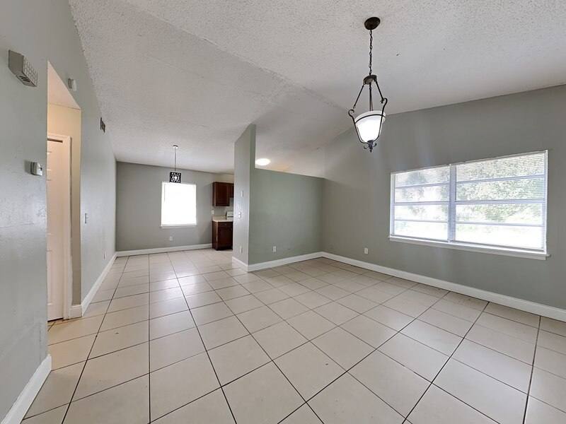 House for rent at 907 19th St, Orlando, FL 32805