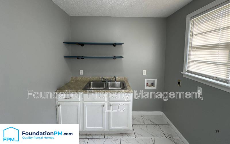 House for rent at 415 Carbon Cove, Memphis, TN 38109