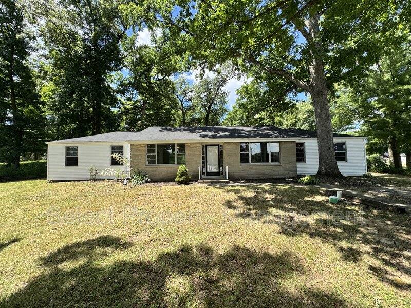 House for rent at 7515 Aboite Center Rd, Fort Wayne, IN 46804