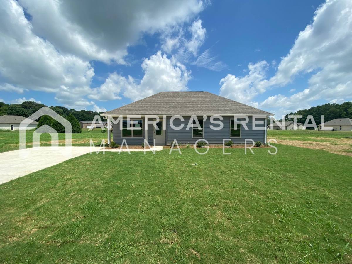 House for rent at 145 Sunlight Circle, Talladega, AL 35160