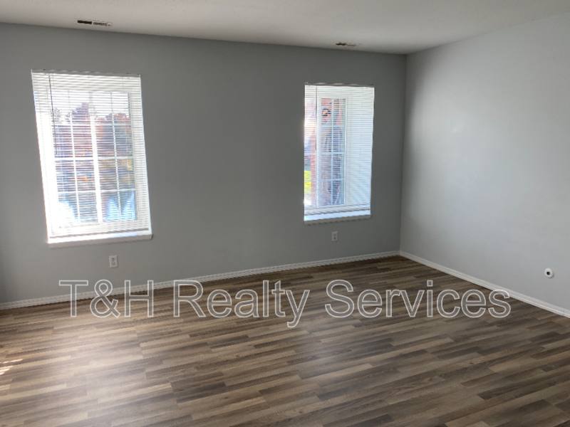 Apartment for rent at 857 Indigo Way, Indianapolis, IN 46260