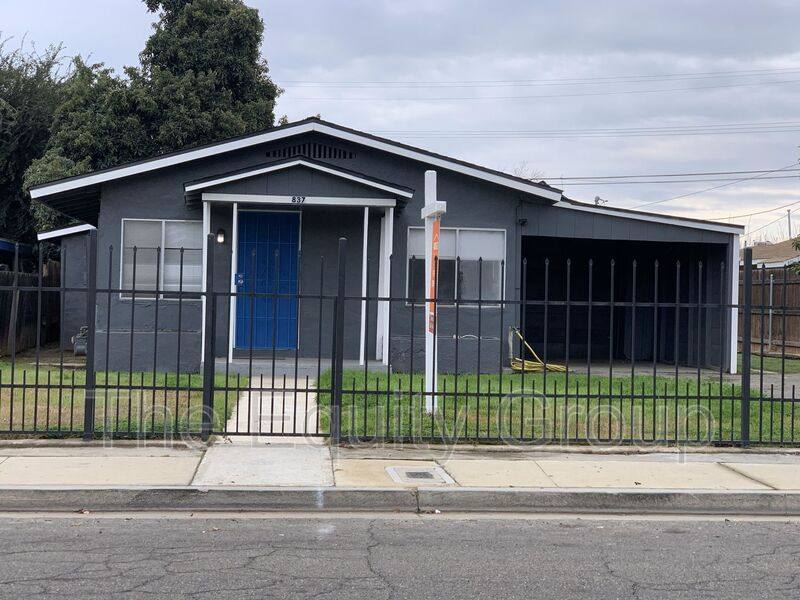 Apartment for rent at 837 Evening Glow Ave, Reedley, CA 93654