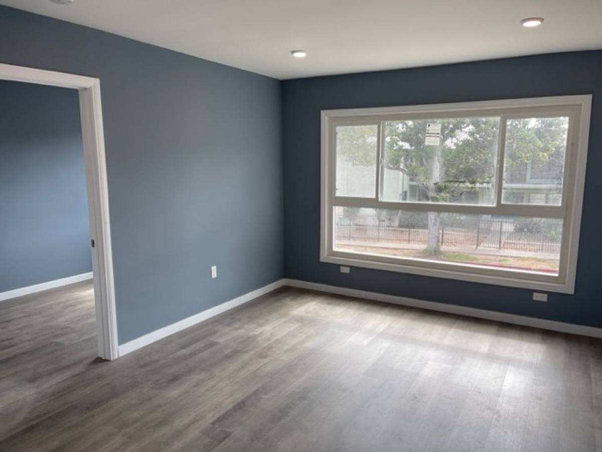 Apartment for rent at 5000 W Coliseum St, Los Angeles, CA 90016