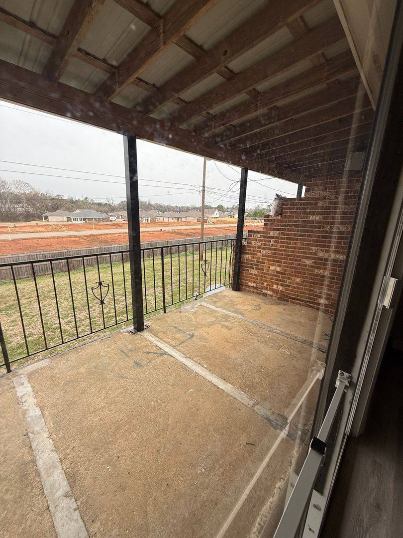 Apartment for rent at 206 Cloverleaf Dr, Athens, AL 35611