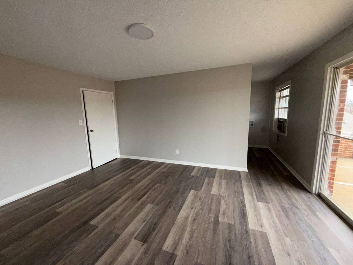 Apartment for rent at 206 Cloverleaf Dr, Athens, AL 35611