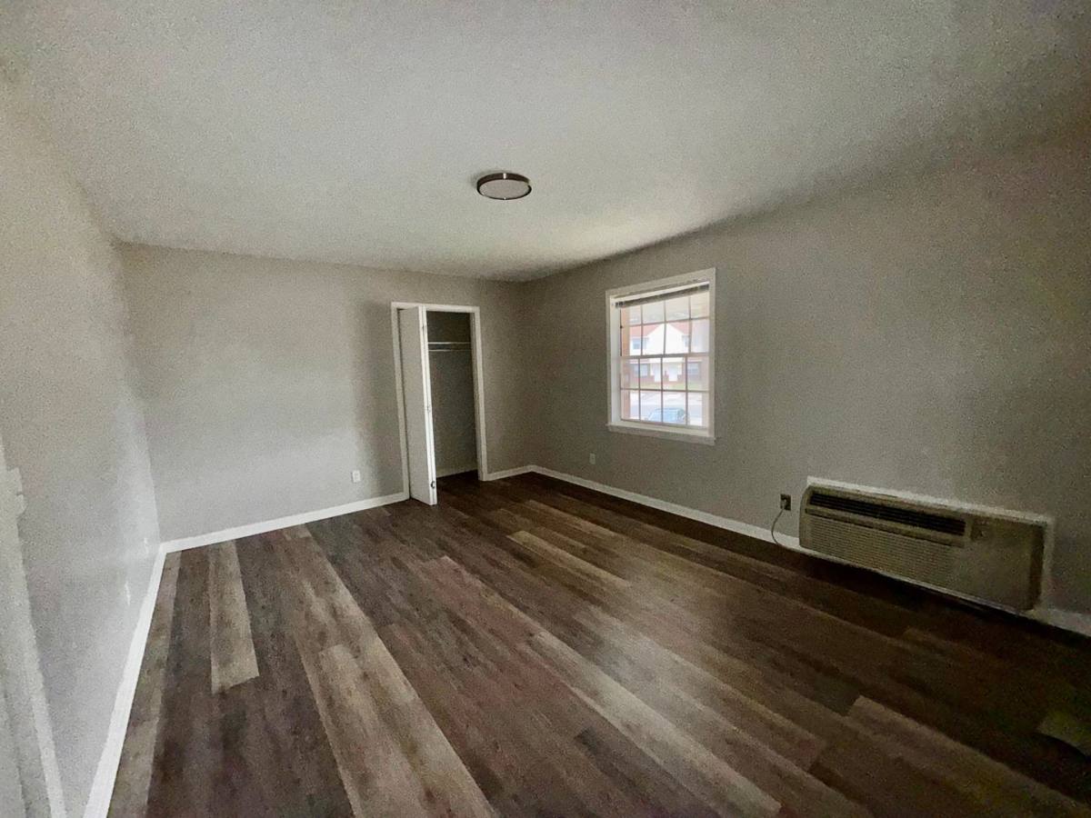 Apartment for rent at 206 Cloverleaf Dr, Athens, AL 35611