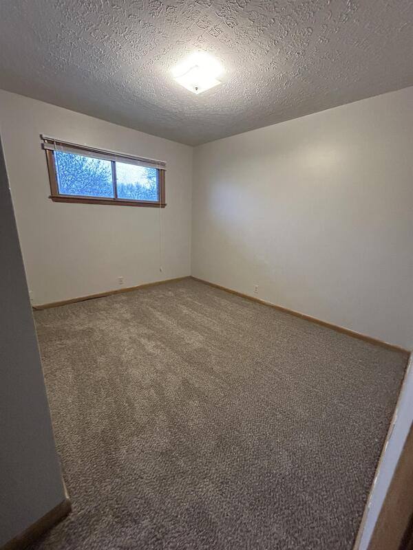Apartment for rent at 1403 Tennessee St #10, Lawrence, KS 66044