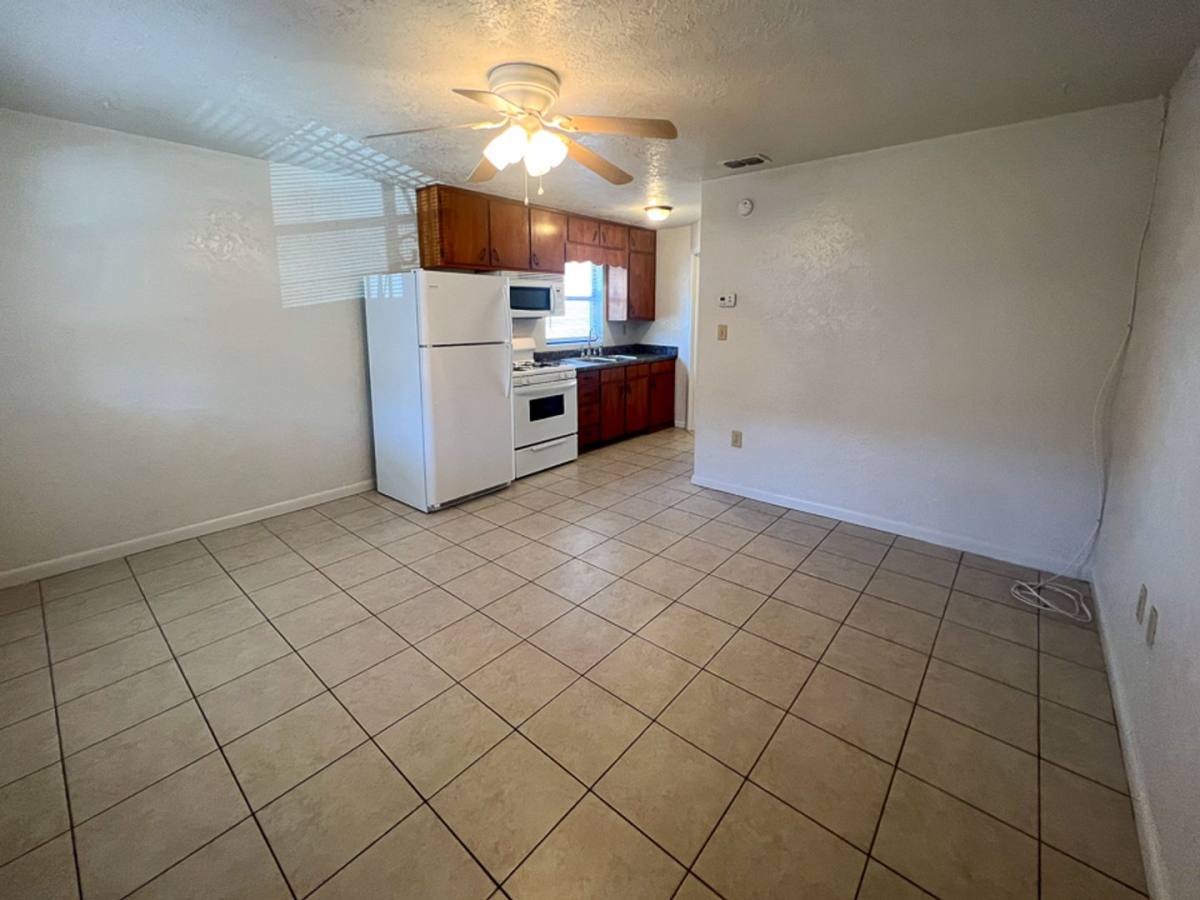 Apartment for rent at 1406 SW 18th Place, Gainesville, FL 32608